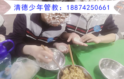 爱玩手机的孩子家长应该怎么教育才管用